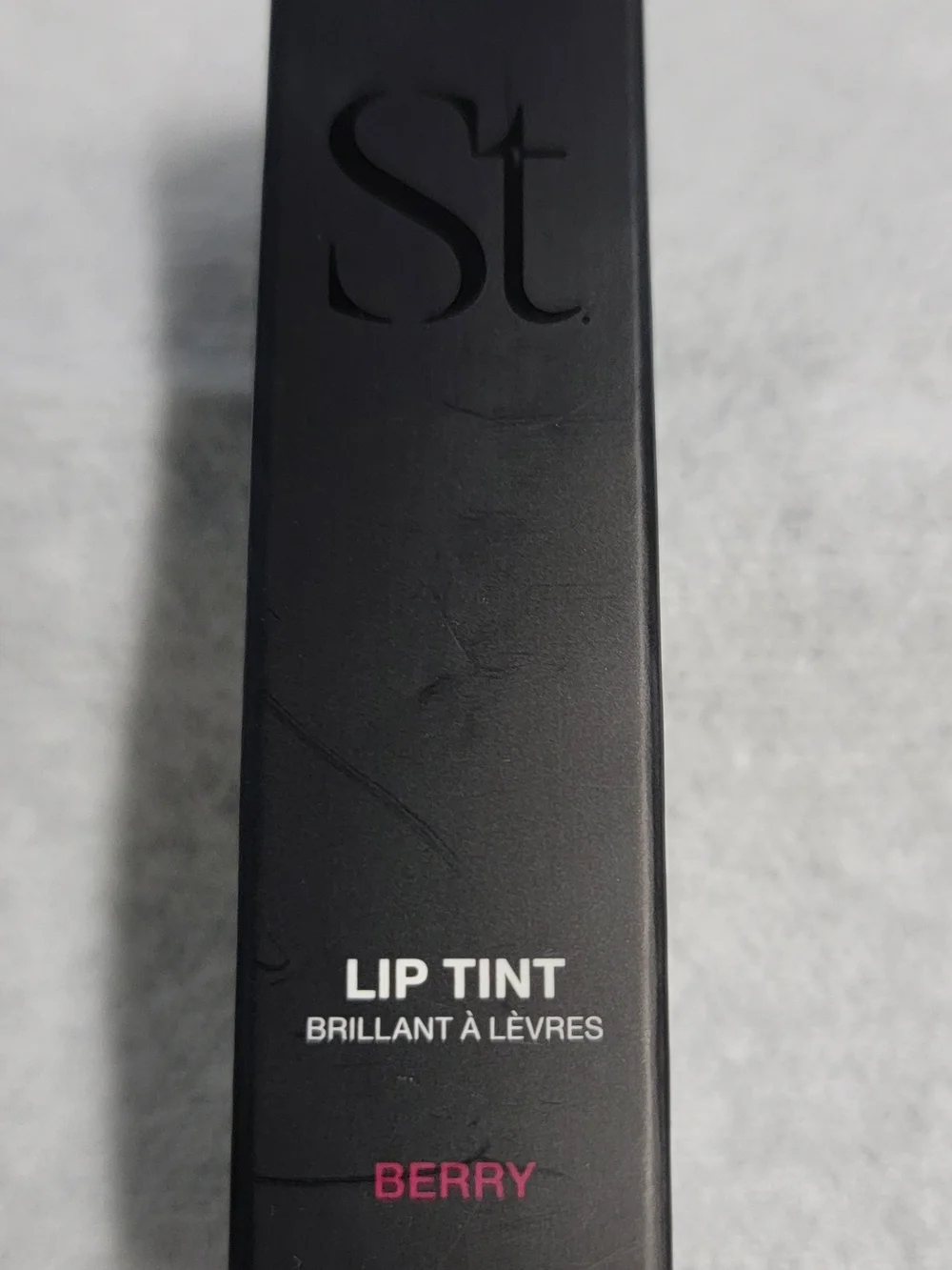 NIB-Seint Beauty Lip Tint in Berry (free gift w/purchase)